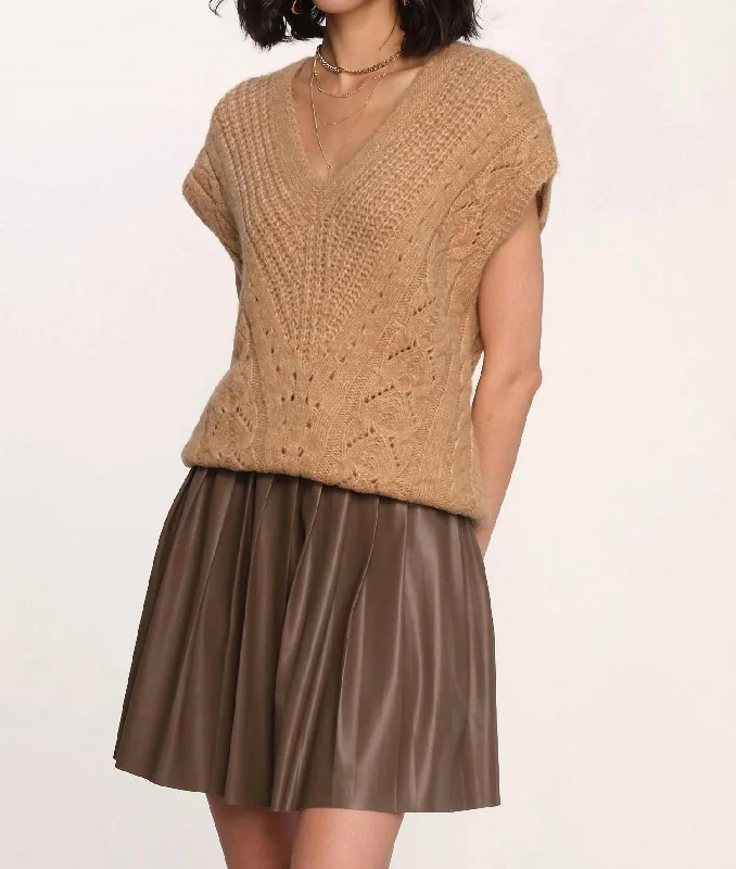 Women's Alpaca SweatersAshby Sweater Vest In Latte