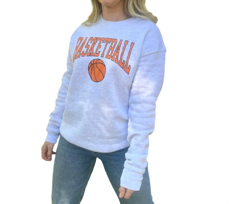 Women's Three-Quarter Sleeve SweatersBasketball Graphic Sweatshirt In White Heather