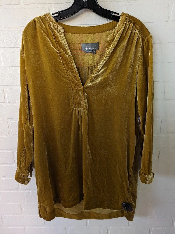 Women's Blouse with V-Shaped CollarTop Long Sleeve By Anthropologie  Size: Xs