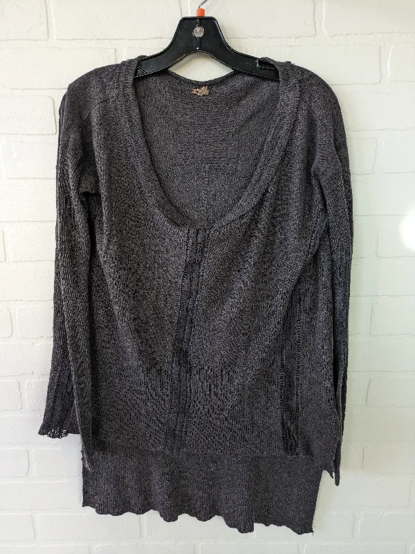 Women's Blouse with U-Shaped CollarTop Long Sleeve By Free People  Size: Xs