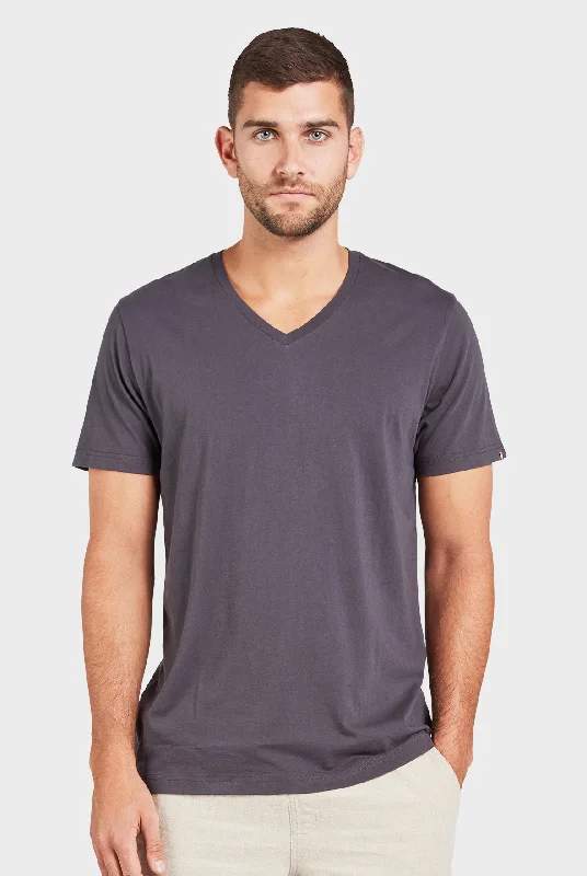 men's slim-fit dress shirtBasic V Neck Tee