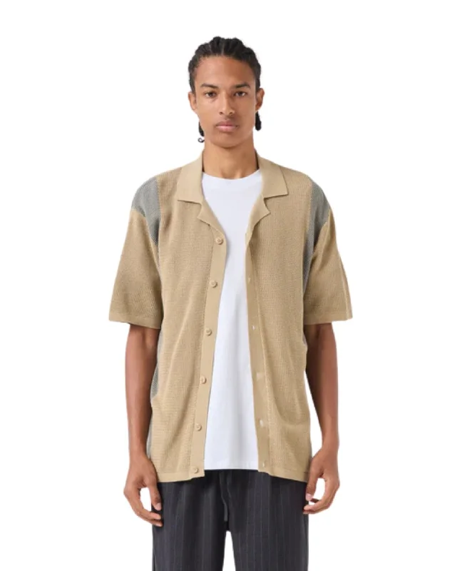 tailored-fit men's casual shirts for a polished casual lookKnit Shirt Beige