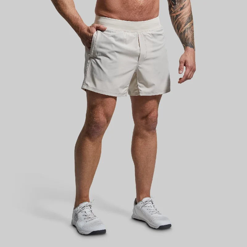 Men's bicycle shorts for exerciseVersatile Short w/ Compression 5" (Sand)