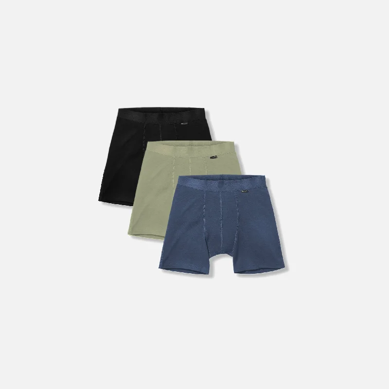 Moisture-wicking men's trunksMen's 3 Pack // Merino Boxer Briefs