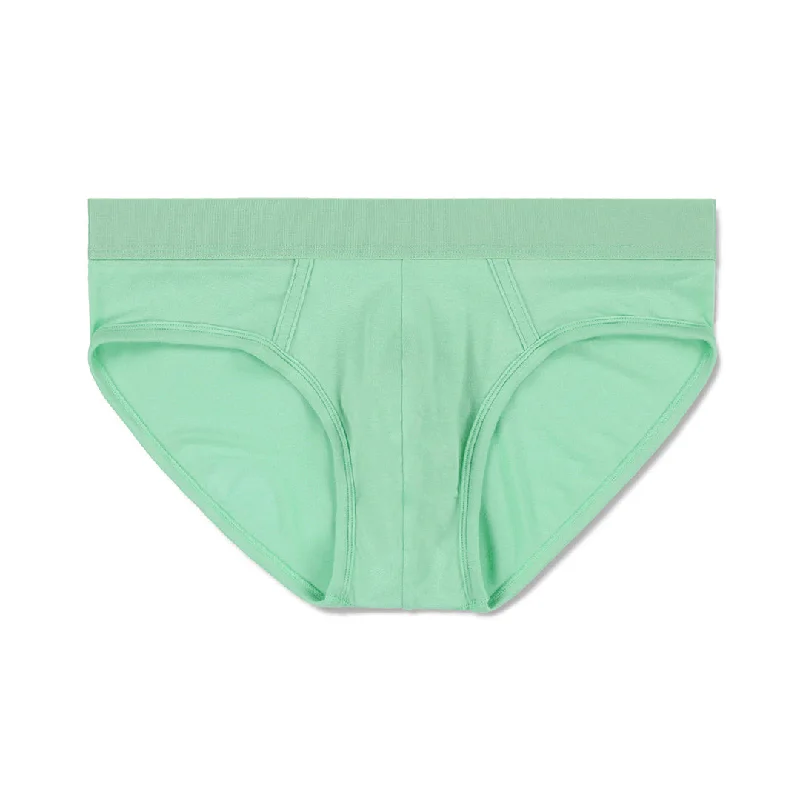 Underwear for men with a refined eleganceMinimal Low Rise Brief Gad Green