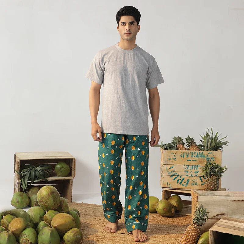 men's pajamas featuring subtle camouflage printsNutty Retreat T-shirt & Cotton Pyjama - Men